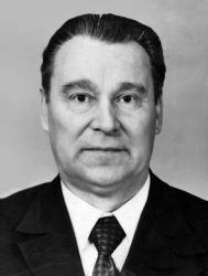Астапов Леонид Игнатьевич